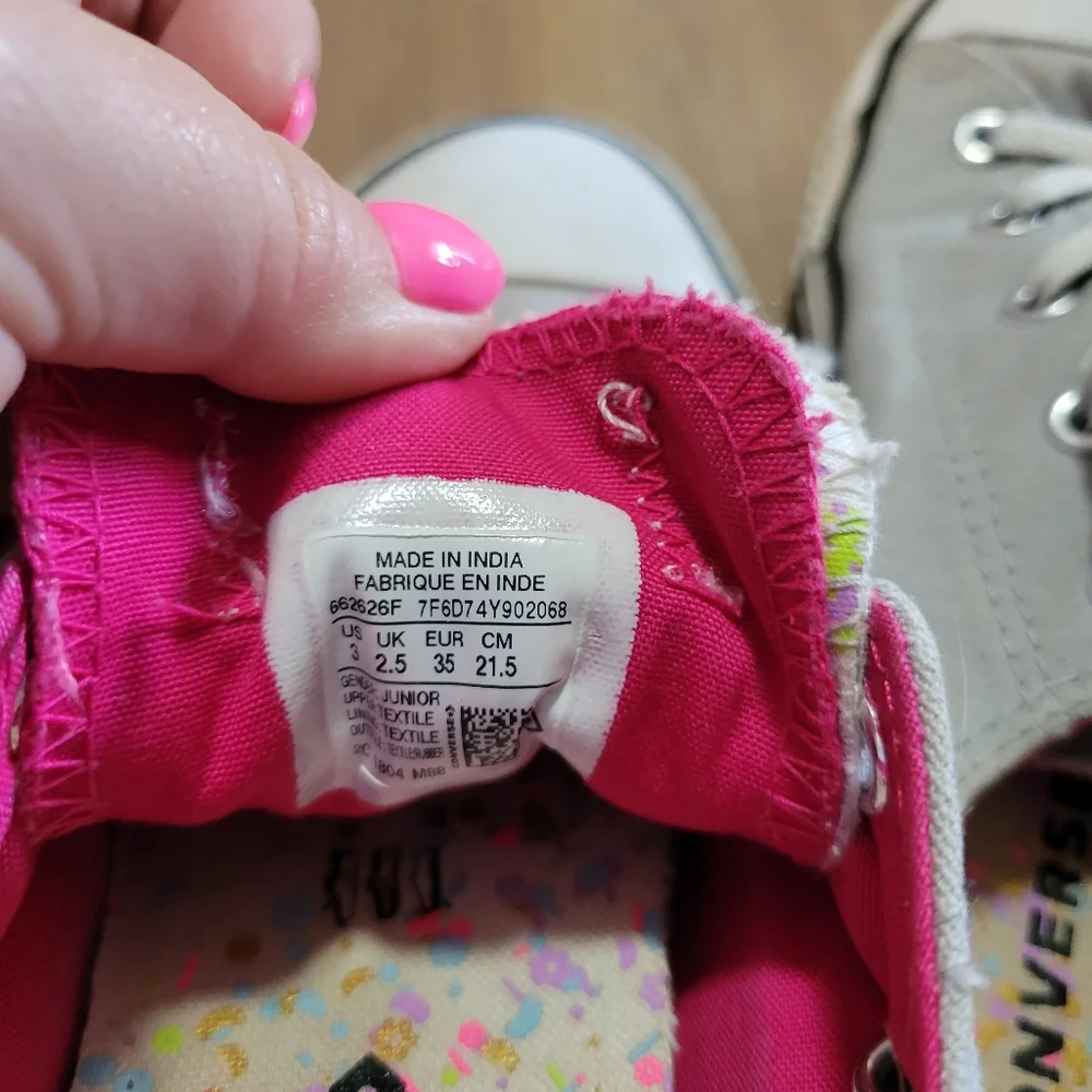 Converse size 3 big kids grey double tongue